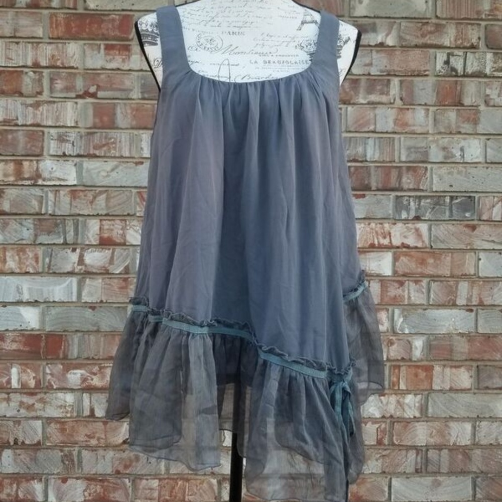 Cecico Gray Asymmetrical Hem Blouse